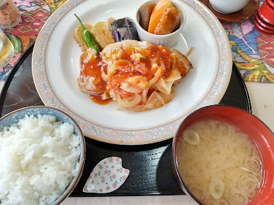 町の小さなレストラン ぴえー留(３卓…８席です) 사진 5