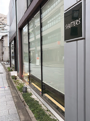 SHUTTERS 사진 4