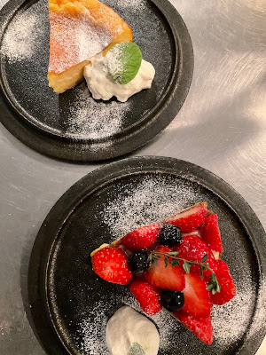 Nuy bistro and 菓子屋四枝 사진 4