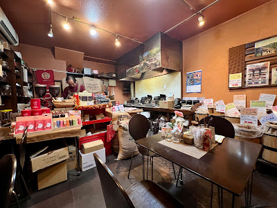Yakumo Coffee Store 사진 2
