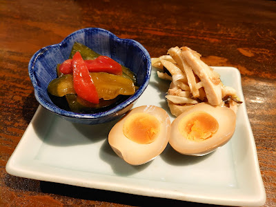 中華バル やどかり 사진 4