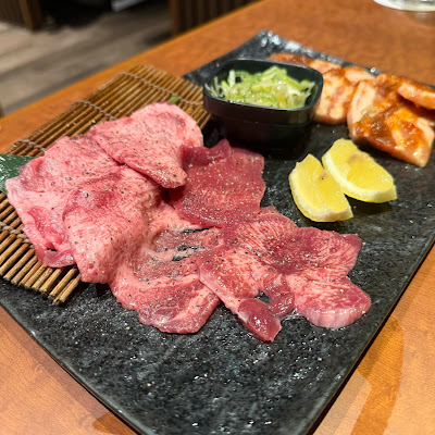 どすこい商店 ホルモン焼肉 豚星 사진 4