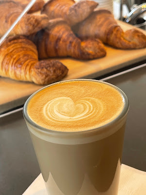FUGLEN COFFEE ROASTERS 사진 4