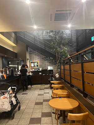 Starbucks Coffee - Yoga 사진 3