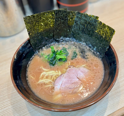 横浜らーめん 二代目 渡来武 사진 4