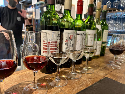 日本ワイン酒場マルノヒ 사진 5
