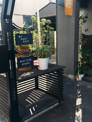 BC EAST CAFE 사진 2