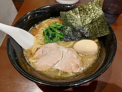 家系らーめん 金井家 有明店 사진 4
