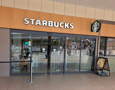 Starbucks Coffee - Maihama Station 사진 3