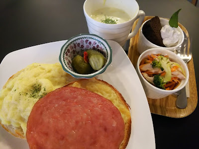 本とお酒と珈琲と 사진 3
