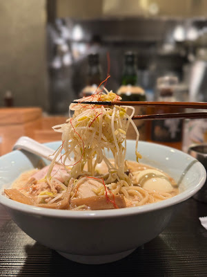 鶏出汁と麺 存在意義 사진 4