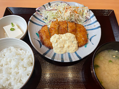 やよい軒 千歳烏山店 사진 3