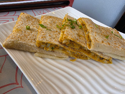 MORINGA Indian Restaurant cafe and Bar 사진 2