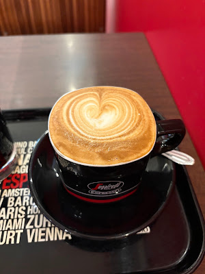 Segafredo Zanetti Espresso Shop TOKYO OPERA CITY 사진 3