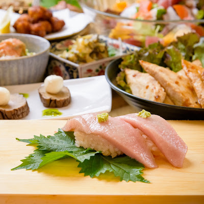 Sushi Sakaba Sushiyanoshuyoshi (Kyu Ajiyoshi Cafe) 사진 3