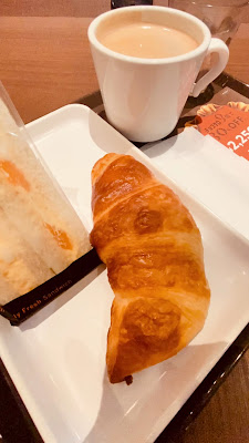 Saint Marc Cafe - Shinjuku Monolith Building 사진 2
