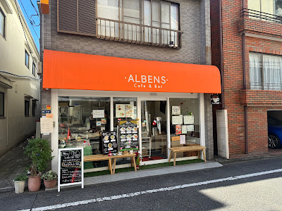 ALBENS Cafe & Bar 사진 3
