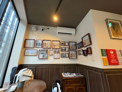 Victoria 1842 Cafe & Bookstore 사진 4