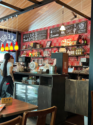attic kitchen 사진 5