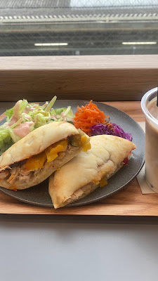 And Cafe Sacai 사진 2