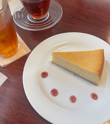 NEWBURY CAFE 사진 3