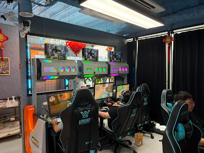 未来空間 E-Sports Cafe 新大久保店 사진 2