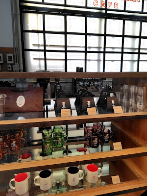 Ball & Chain CAFE 사진 2