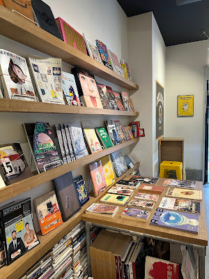 Chillaxin' Book Shop ／ チラクシンブックショップ 사진 4