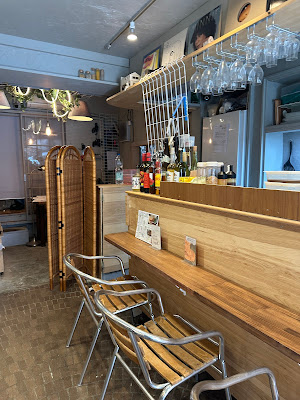 TOSAKAチキンオーバーライス & 田村匡將建築設計事務所(tttデザインパートナーズ) 사진 4