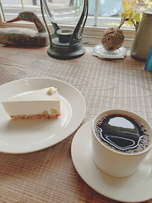 COUZT CAFE + SHOP 사진 4