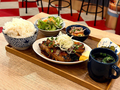 定食×大衆酒場 千川だいなー 사진 3