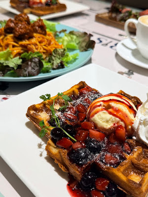 coly cafe! 池袋PARCO店 사진 3