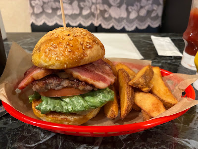 マガリバーガーcafe 사진 2