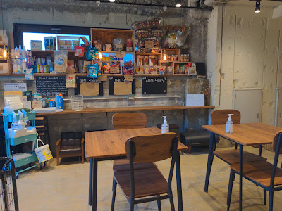 dogcafe Pecha-kucha ike-hon（ドッグカフェ ペチャクチャ 池袋本町店） 사진 3