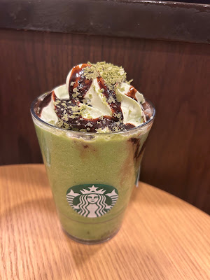 STARBUCKS EQUiA Kita-Senju Shop 사진 2