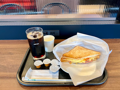 カフェ・ベローチェ 十条駅前店 사진 3