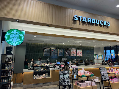 Starbucks 사진 4