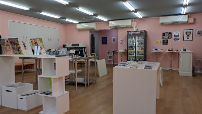 2F CORNER CAFE TAPES RECORDS ZINE 사진 3