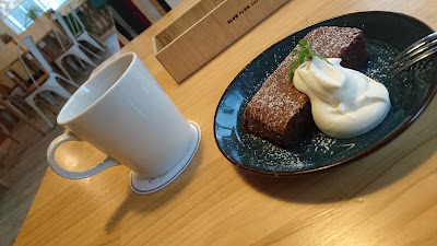 SLOW FLOW CAFE 사진 2