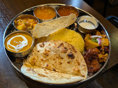 Surya Indian Spice Restaurant 사진 3