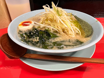 背脂ネギラーメン とんび 사진 3
