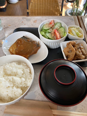 カフェin 사진 2