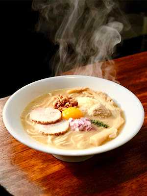 らぁ麺 彩鶏 irodori 사진 3