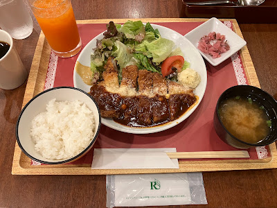 Royal Host Oyamadai 사진 3