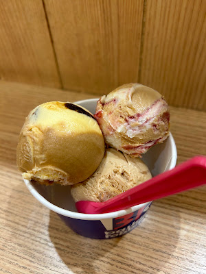 Baskin-Robbins Cross Mukogaoka 사진 4