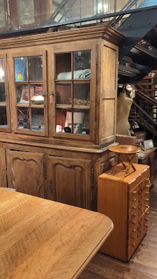 Globe Antiques 사진 2