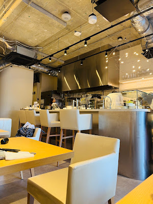 cafe & wine bar Noble One 사진 3
