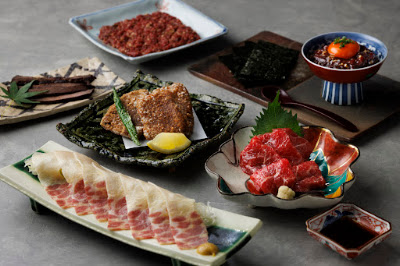 くじら料理 うずら 사진 3