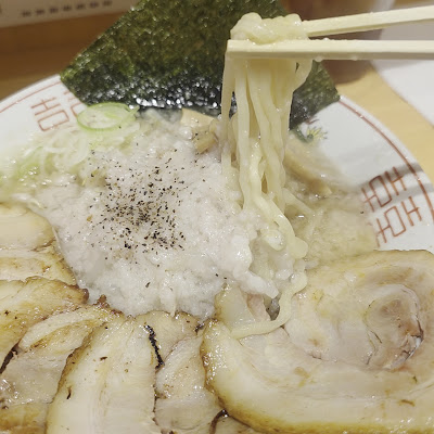 背脂ラーメン チャッチャ亭 下北沢店 사진 3