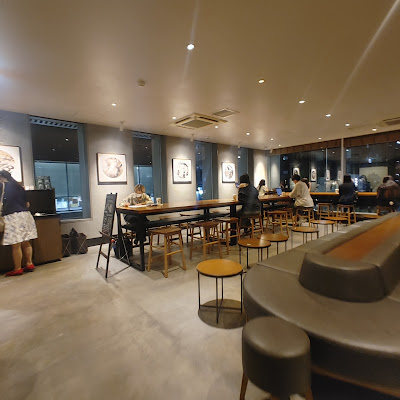 Starbucks Coffee - Shibuya 2-chome 사진 4